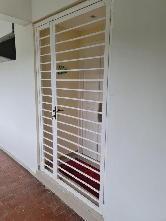 Sri Sayang Home Stay جورج تاون المظهر الخارجي الصورة